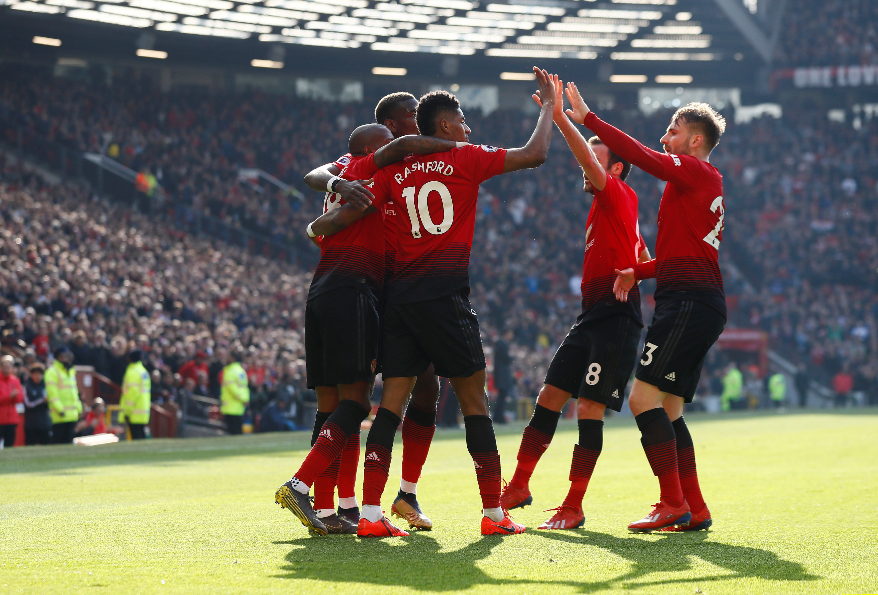 中被充分展 中被充分展